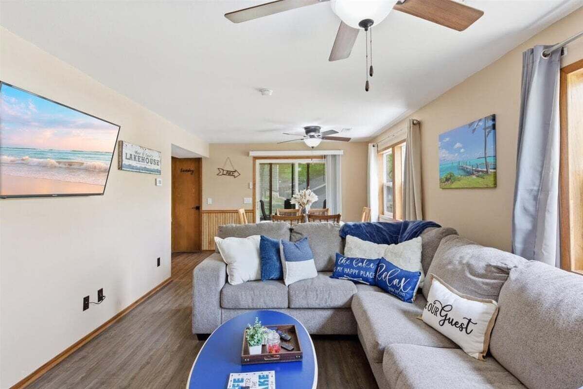 House, Multiple Beds, Patio (Happier Place) | Living area