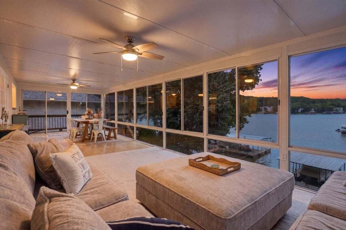 House, Multiple Beds (Lake 88) | Living area