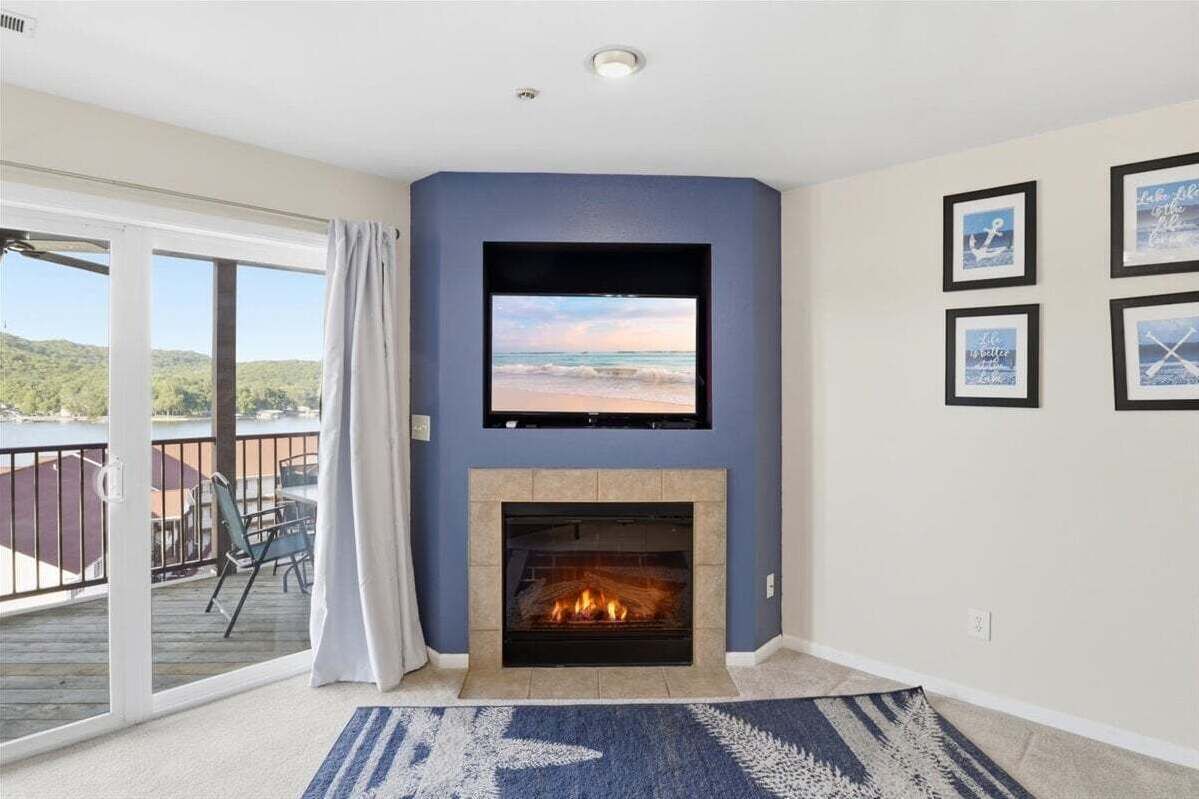 Condo, Multiple Beds, Patio (Lake Therapy) | Interior