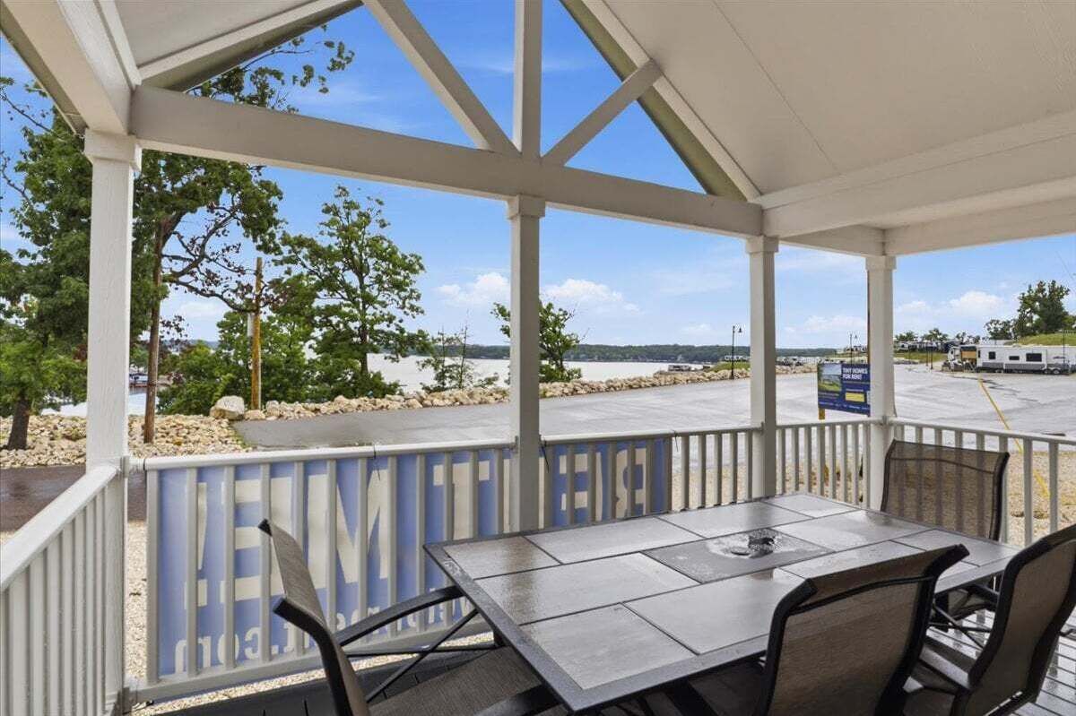 House, Multiple Beds, Patio (Lookout at Hillstone) | Outdoor dining