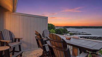 Condo, Multiple Beds (Oasis at Regatta Bay) | View from room