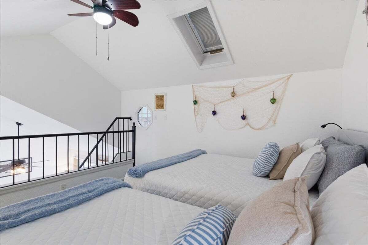 Condo, Multiple Beds (Oasis at Regatta Bay)