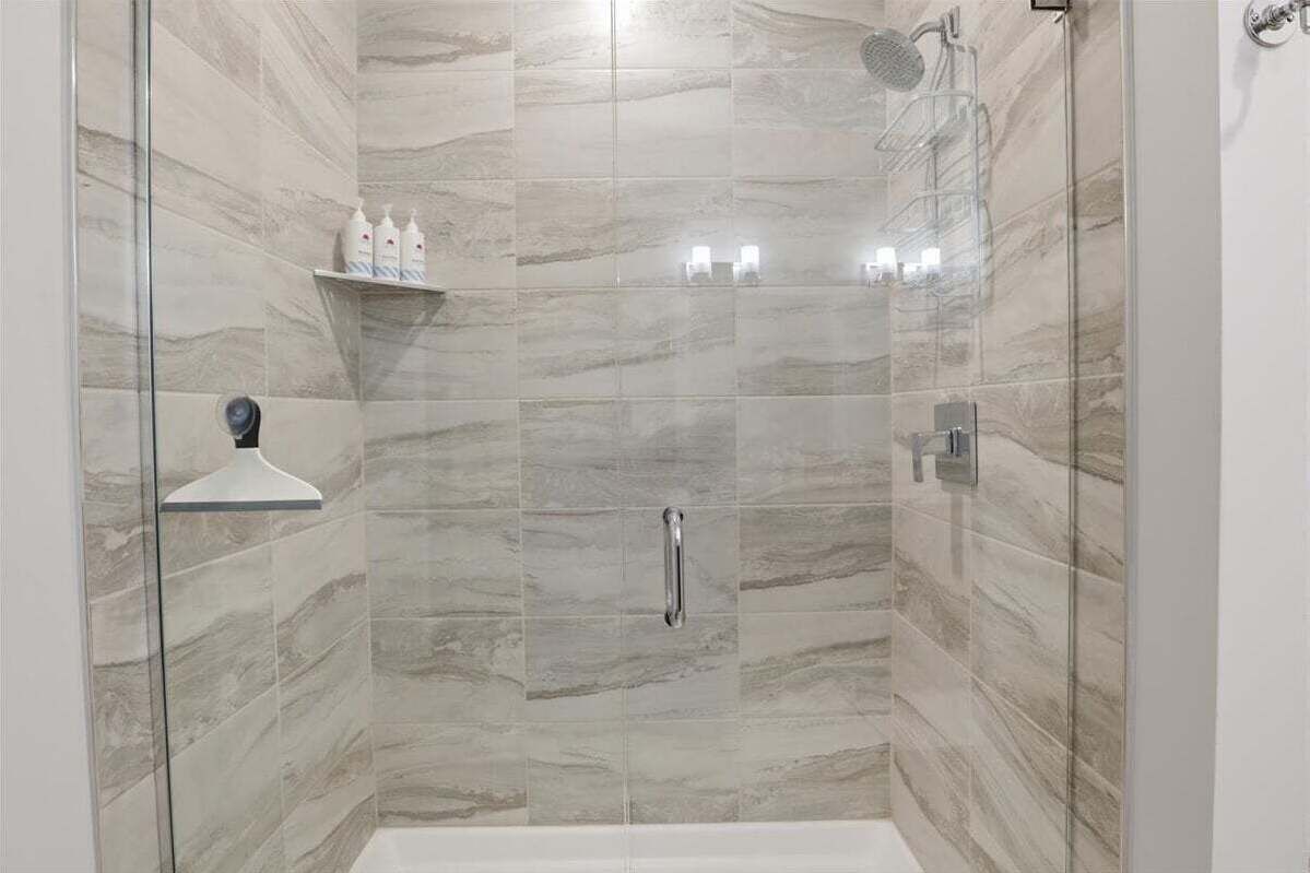 Condo, Multiple Beds, Patio (Niangua Sunset) | Bathroom