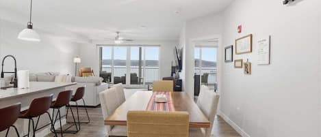 Apartment, Mehrere Betten (Niangua Sunset)