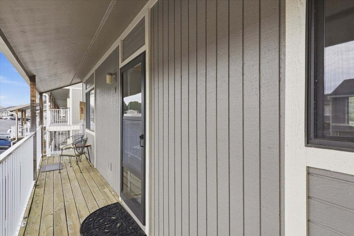 Condo, Multiple Beds (Lakefront Lazy Dayz) | Exterior detail