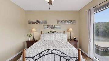 2 bedrooms, individually decorated, individually furnished, bed sheets