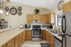 Unclassified image, 5 of 51, button - Lakefront Condo With Boat Slip, Heated Pool & Boat Launch (Osage Beach)