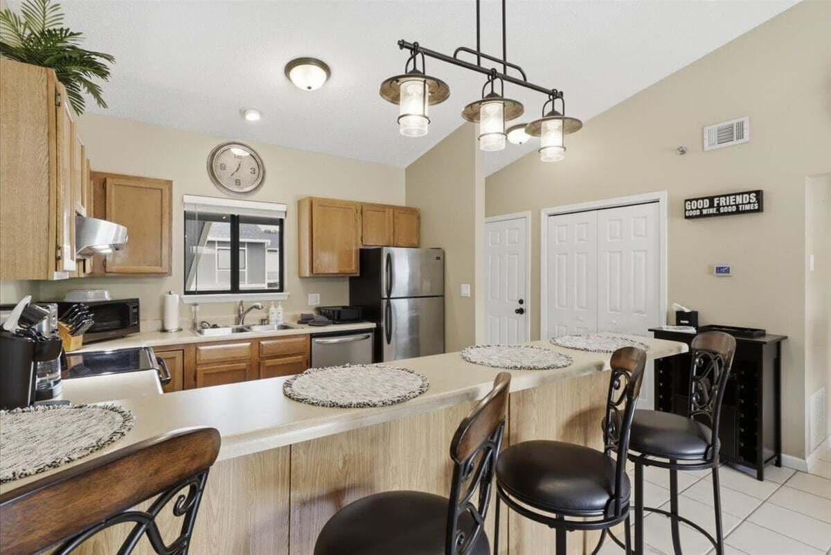 Condo, Multiple Beds (Lakefront Lazy Dayz) | Private kitchen