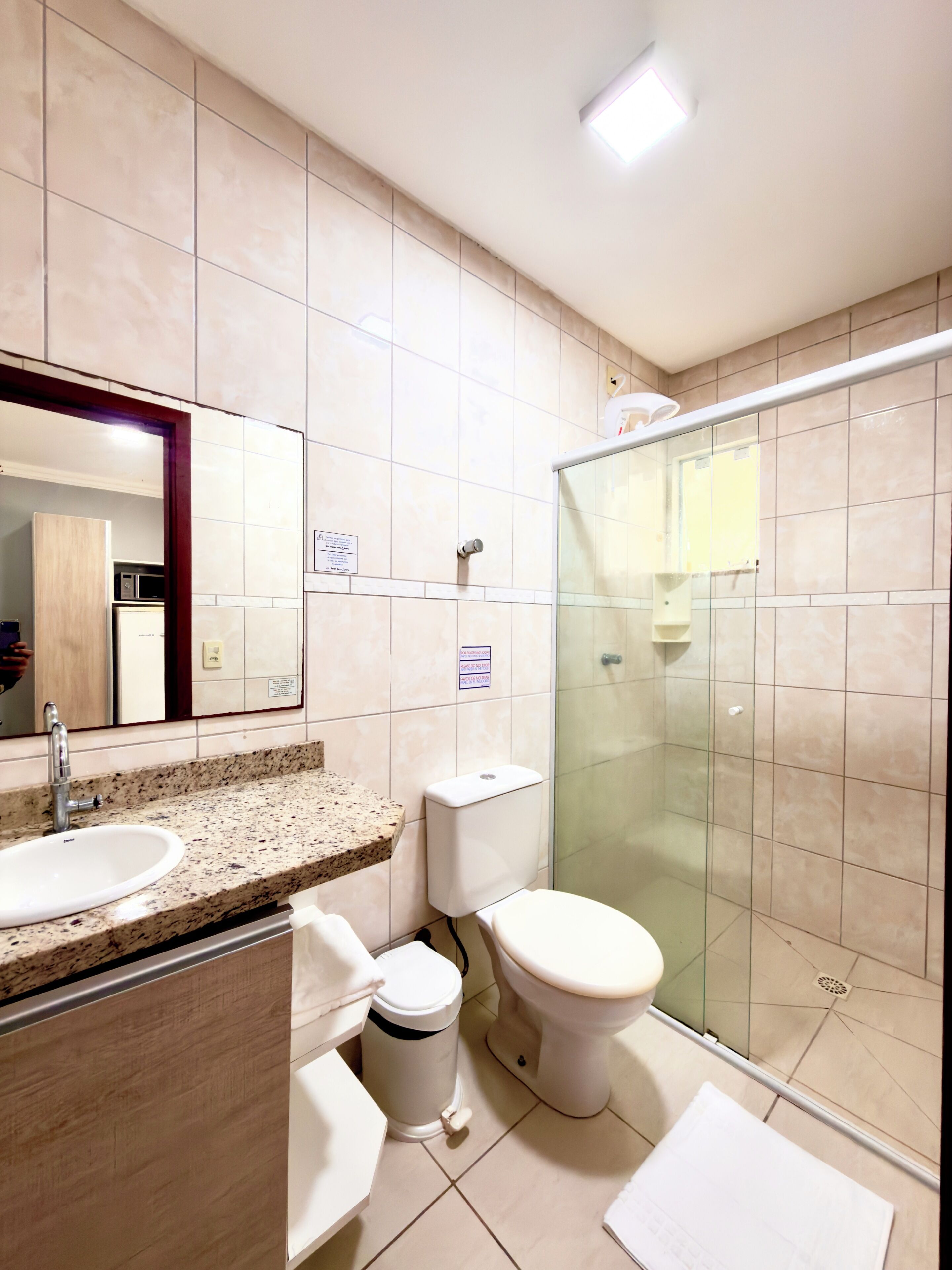Family Suite | Bathroom