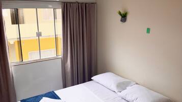 Wifi gratis y ropa de cama