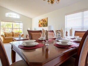 Dining - 4Bed/3Bath Perfect Location, Perfect Home (Kissimmee)