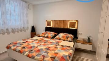 1 bedroom, iron/ironing board, WiFi, bed sheets