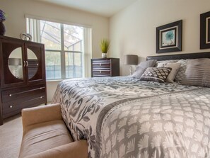 Master Bed, TV in every bedroom! - Luxurious 5 Bed/4 Bath with Private Pool and Nature Views Right Beside Disney! (Kissimmee)