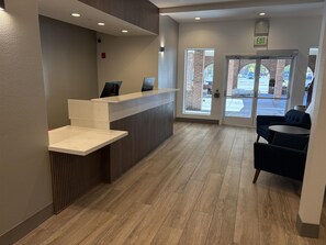 Lobby - Best Western Carson City Hotel (Carson City)