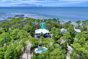 Exterior - The Crane Cottage, Bayfront, Private Pool, Private Dock (St. George Island)