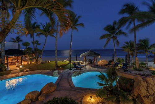 NEW LISTING - Villa Las Rocas - 7 bdrm beachfront estate