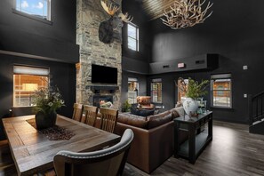 Dining - Lodge Cabin w/ Hot Tub | 4 Ensuite Kings (Hollister)