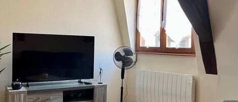TV