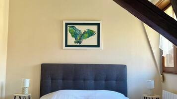 1 dormitorio, cuna de viaje, wifi y ropa de cama
