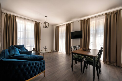 Deluxe One-Bedroom Chalet in lovely Žabljak for a cozy stay