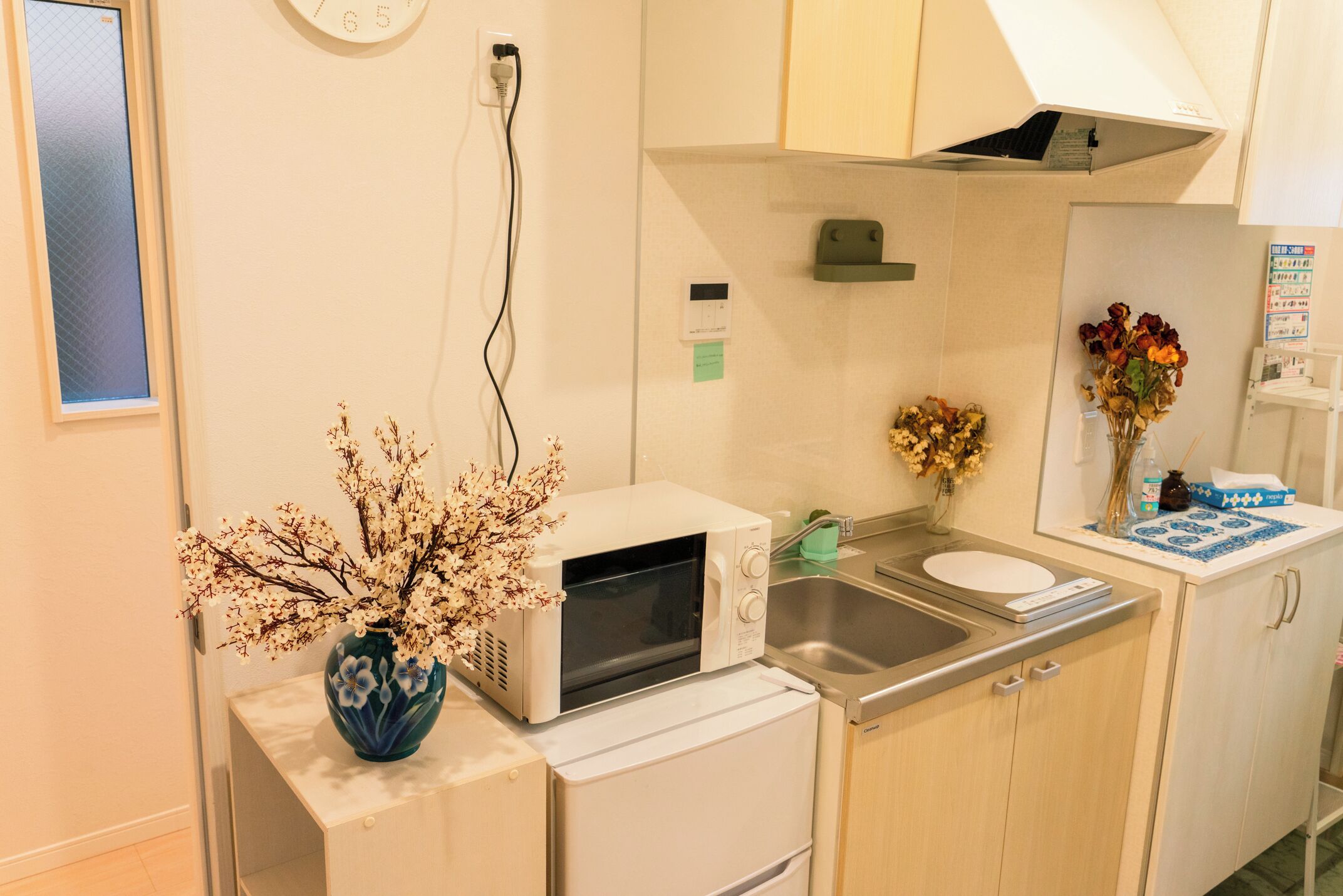 Fridge, microwave, stovetop, cookware/dishes/utensils