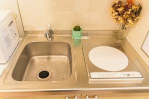 Private kitchen - SunShine Terrace 晴空台 · Full Apartment · Free parking (Toshima City)