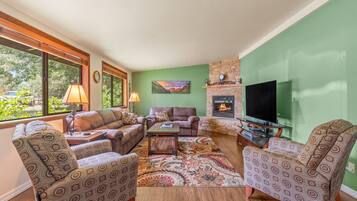 Smart TV y chimenea