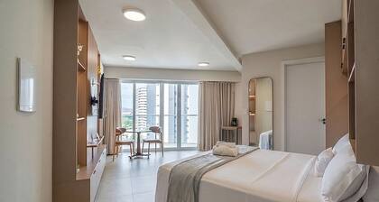 Studio in Condo With Pool and Gym Msu0906