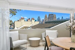 Interior - FITZ2 - Kirribilli Comfort | 2-Bed Apartment With Harbour Views (Kirribilli)