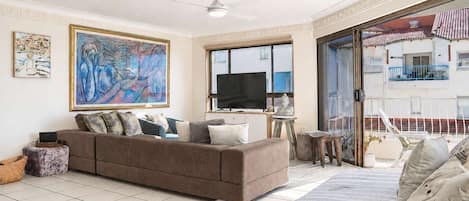 TV, offices