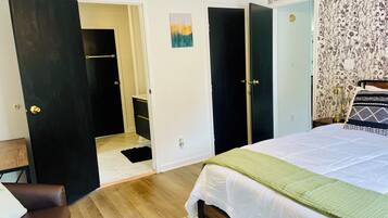 3 Schlafzimmer, Bügeleisen/Bügelbrett, WLAN, Bettwäsche