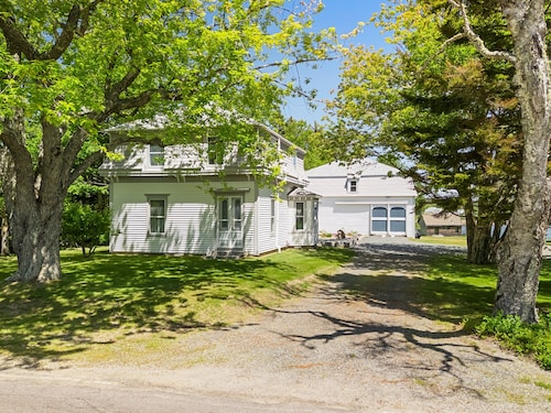 Pom Cottage - 3BR Waterfront Cottage Near Acadia