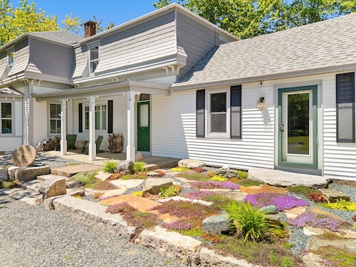 Pom Cottage - 3BR Waterfront Cottage Near Acadia