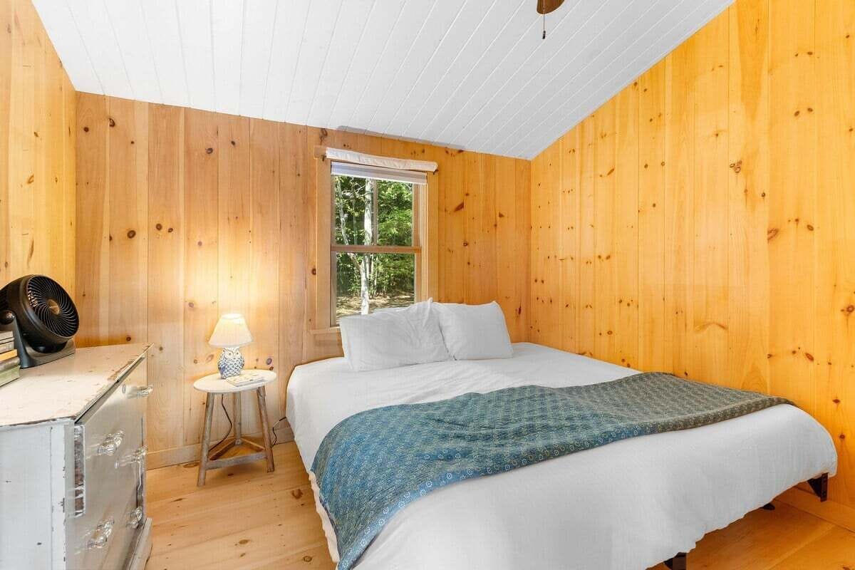 2 bedrooms
