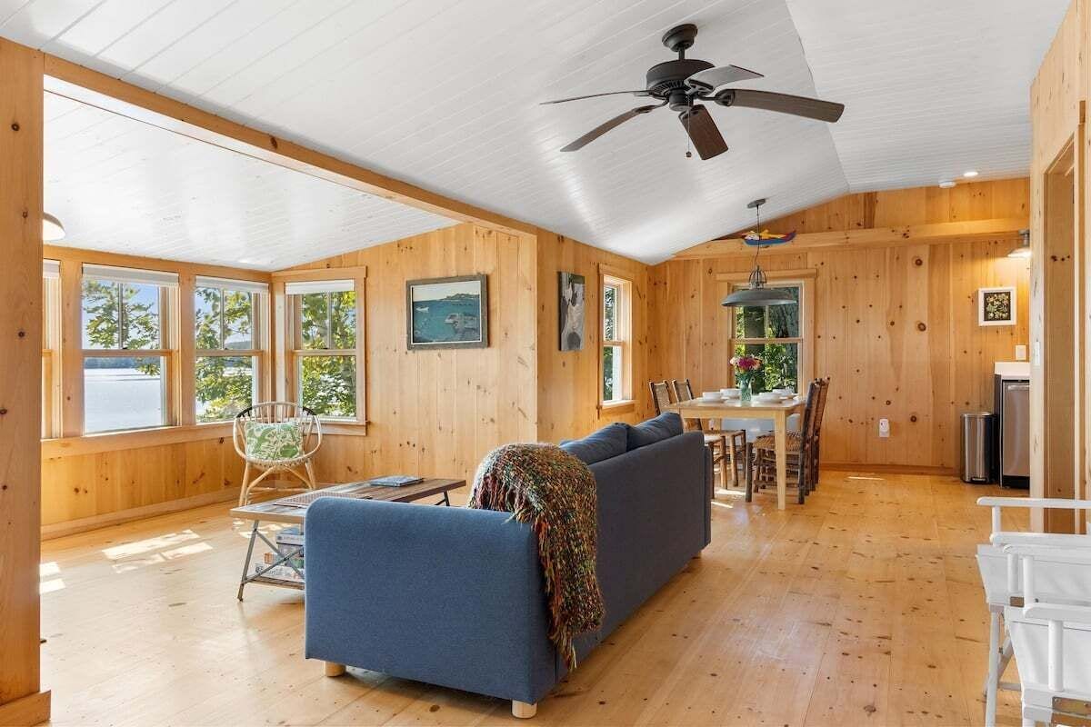 House, Multiple Beds, Kitchen (Loon's Nest on Damariscotta Lake) | Living area