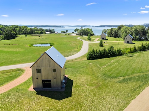 Maggie May, Salt Farm, Romantic & Rural, Perfect for two Near Acadia/bar Harbor