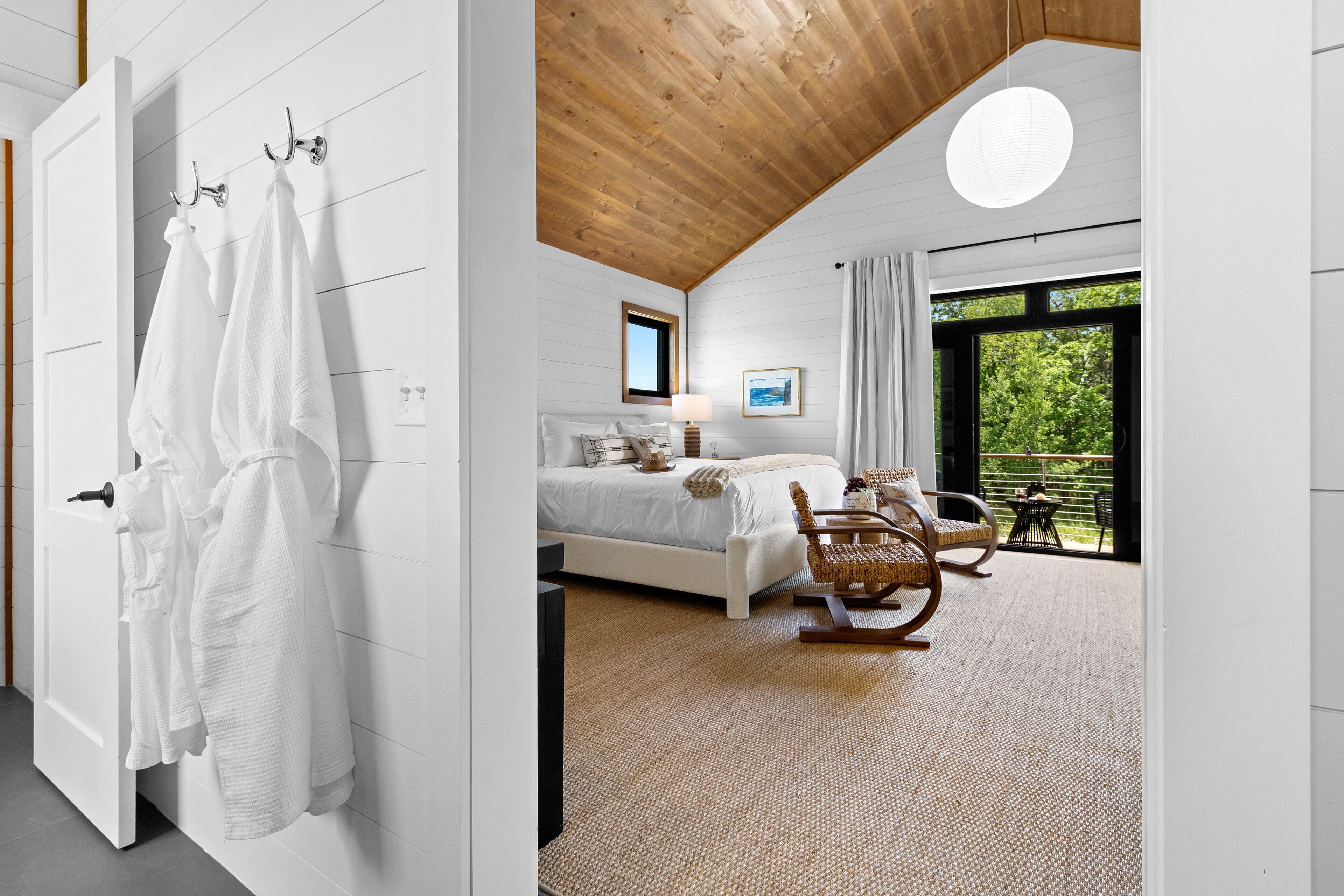 House, 1 King Bed (Sweet Caroline at Salt Water Farm)