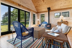 Maison, 1 lit double, cuisine (Aril Cottage) | Aire de séjour