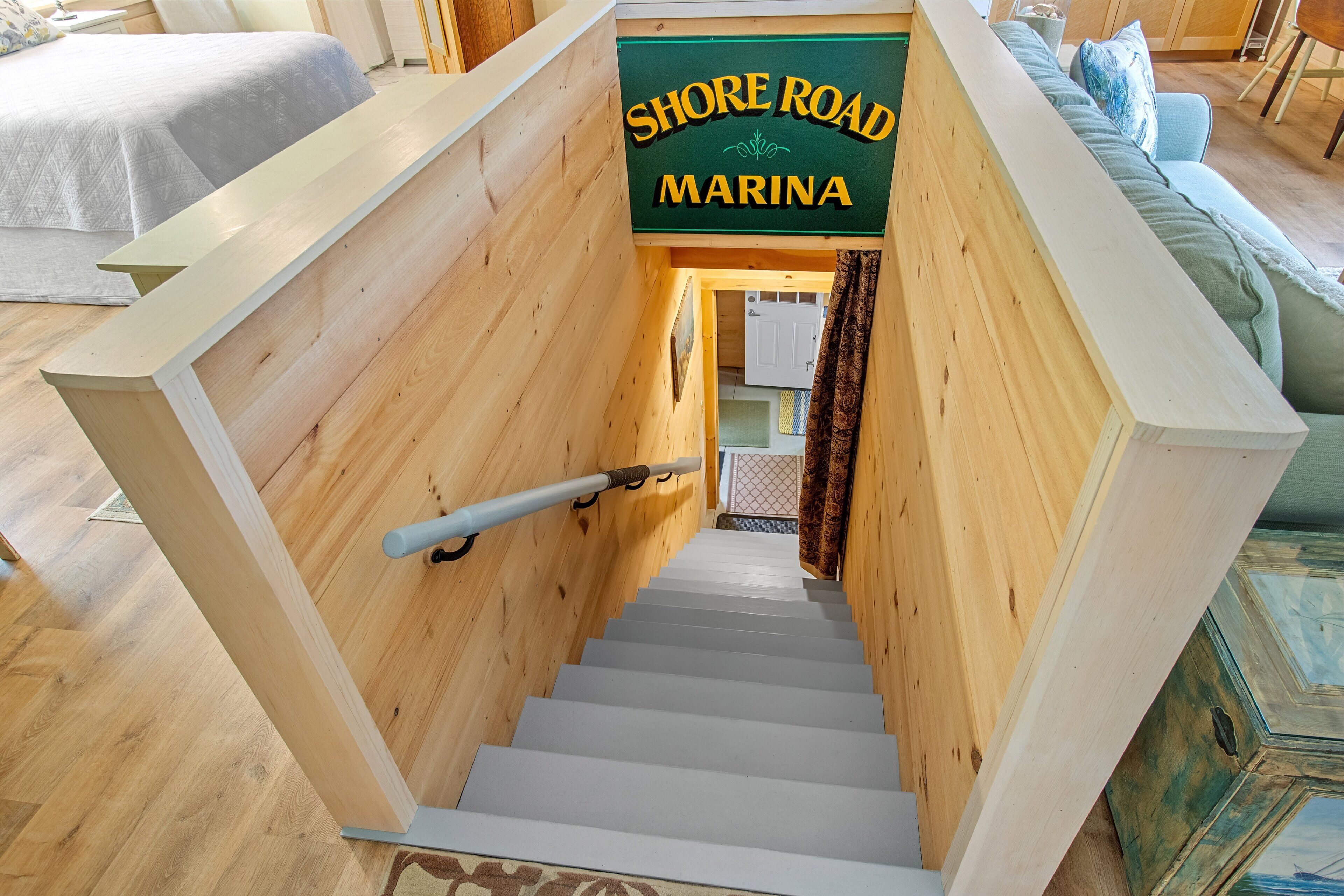 House, 1 Queen Bed (Riverbend Perch)