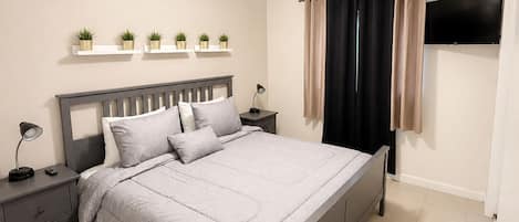 2 chambres, fer et planche à repasser, Wi-Fi, draps fournis