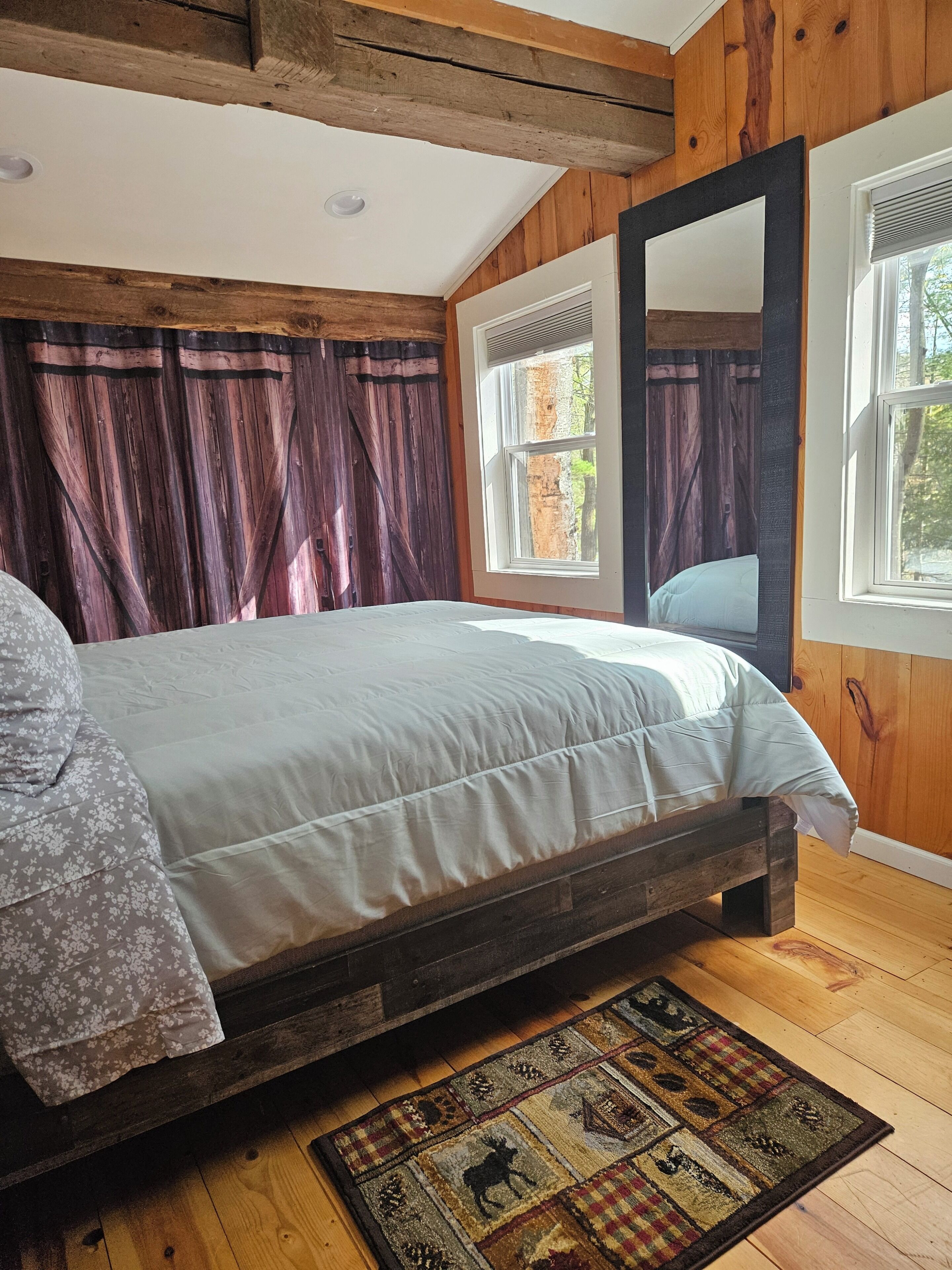 1 dormitorio, tabla de planchar con plancha, wifi y ropa de cama