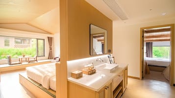 Family Double or Twin Room | Free WiFi