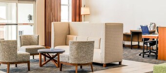 Your First Stop for a Memorable Virginia Escape l Pet-friendly & Modern Room