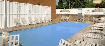 Discover Central Virginia Minutes from CHO Airport - 6 miles l 2 Units