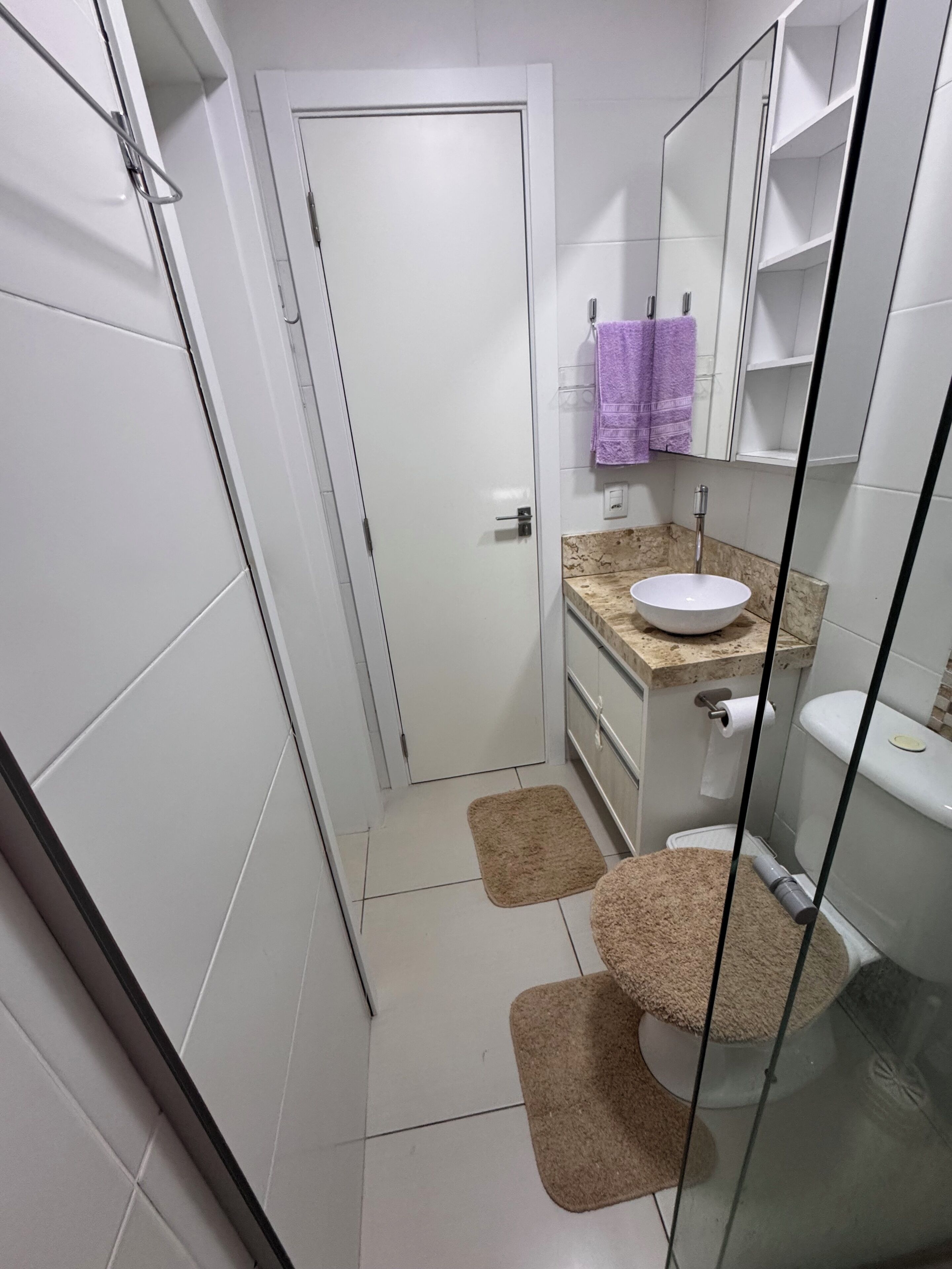 Departamento Deluxe, patio, vista al mar | Baño | Regadera, toallas, papel de baño 