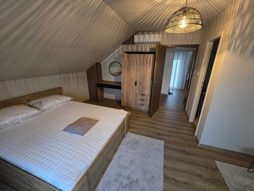 Holiday home with pool, sauna and jacuzzi on a spacious estate near Osijek