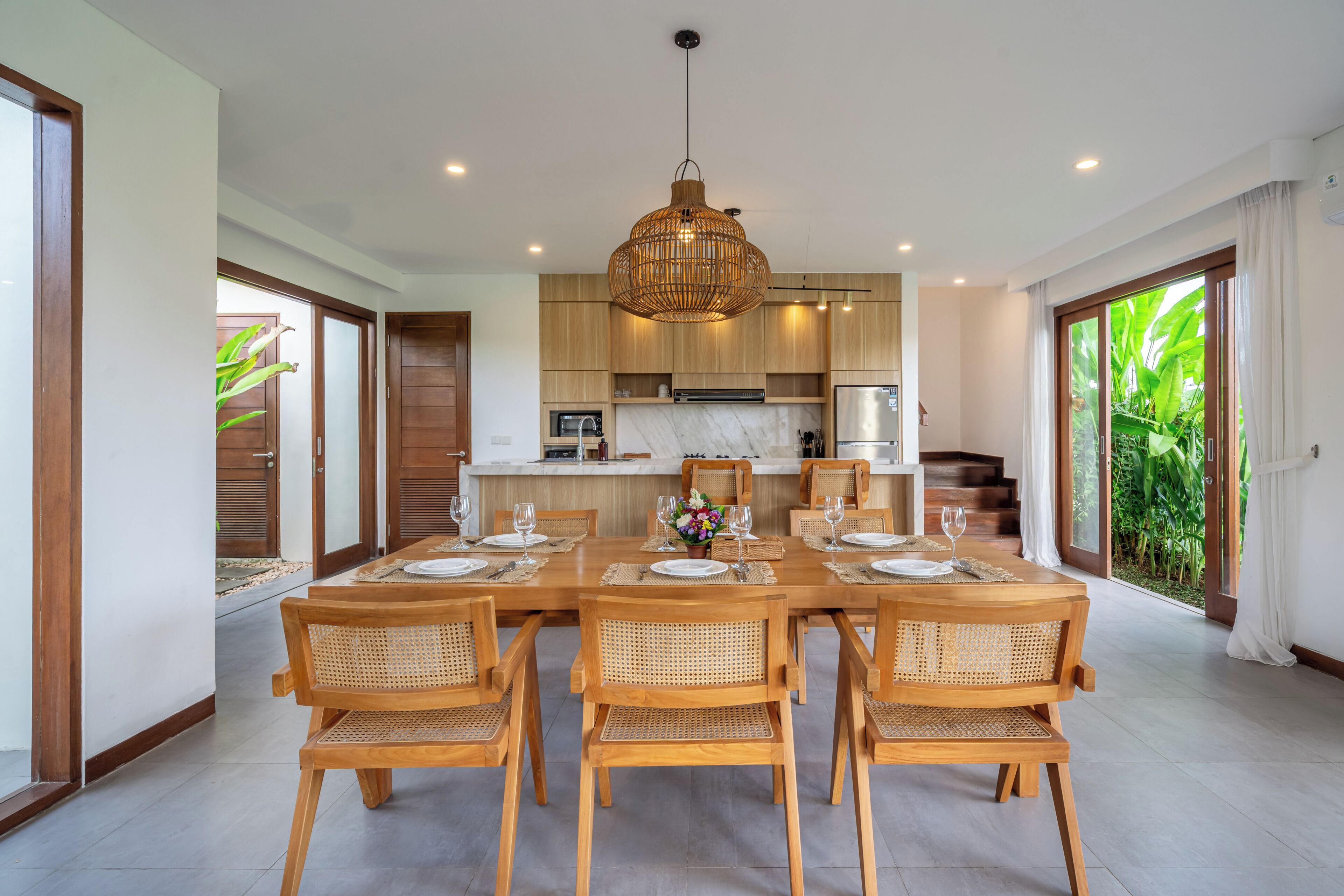 Deluxe-villa - 3 soveværelser - privat pool - udsigt til have | Spiseområde