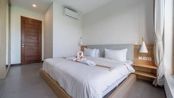 Deluxe villa, 3 slaapkamers, privézwembad, uitzicht op tuin | Een kluis op de kamer, gratis wifi, beddengoed