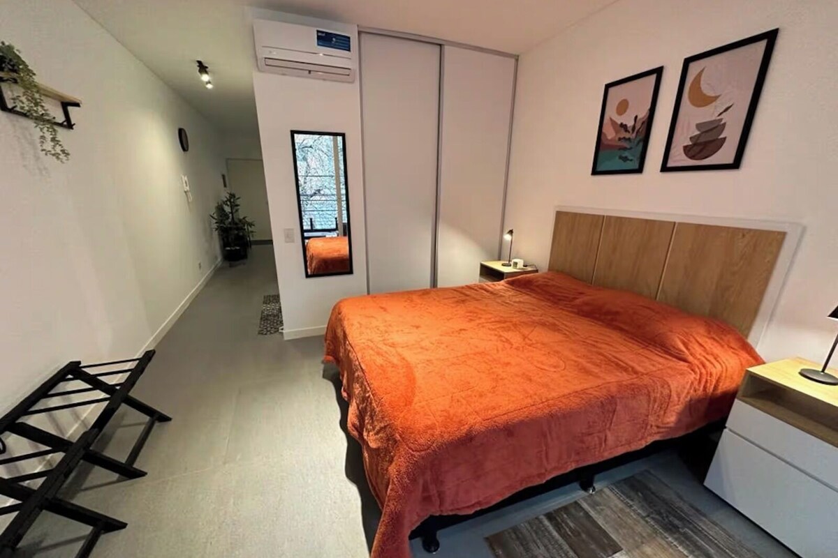 Apartamento familiar, no fumadores | Tabla de planchar con plancha, wifi gratis, decoración individual