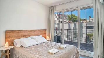Junior Apartment, Pool View | Iron/ironing board, free WiFi